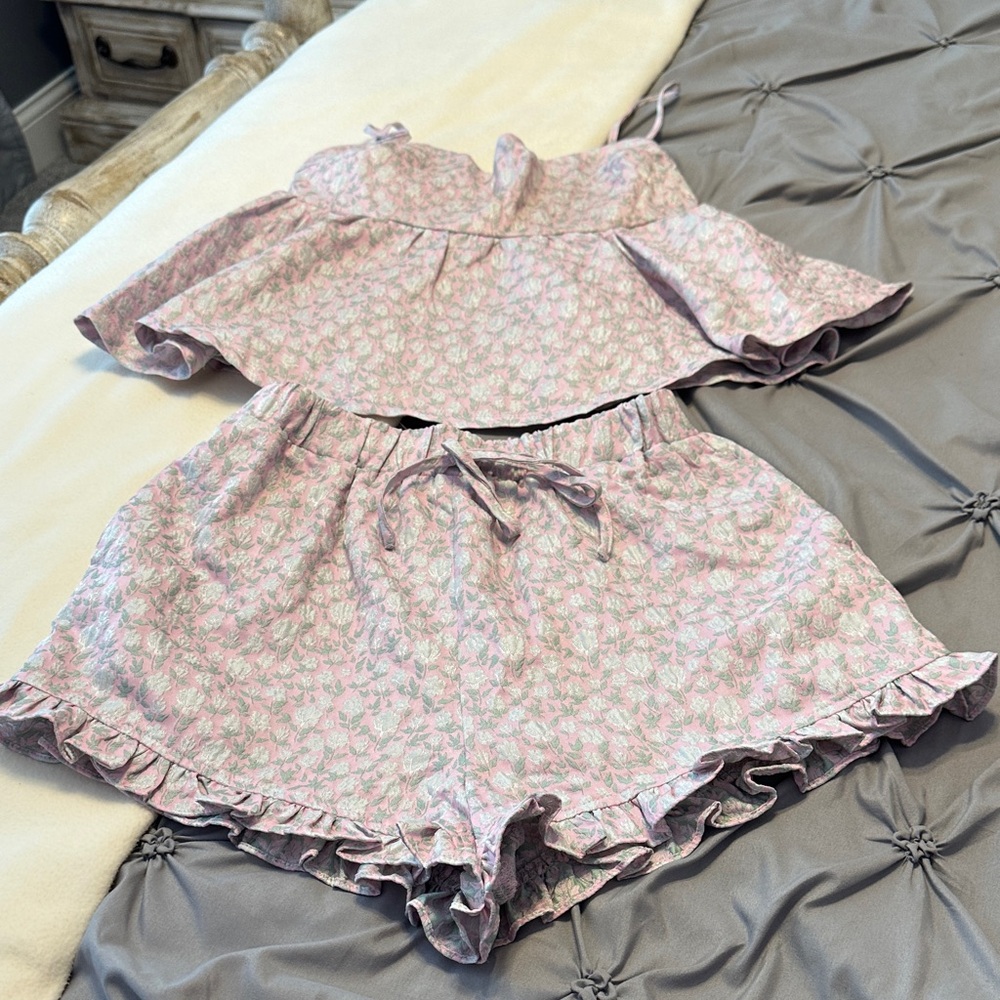 Pink Floral Two-Piece Ruffle Lounge Set